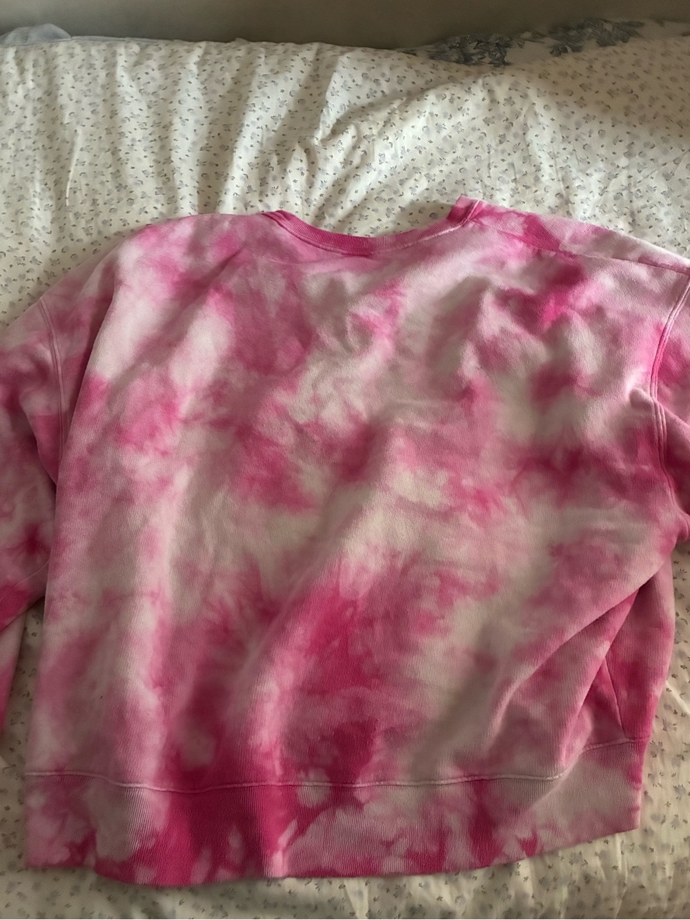 VS Pink Sweater Tie Dye Pink and white